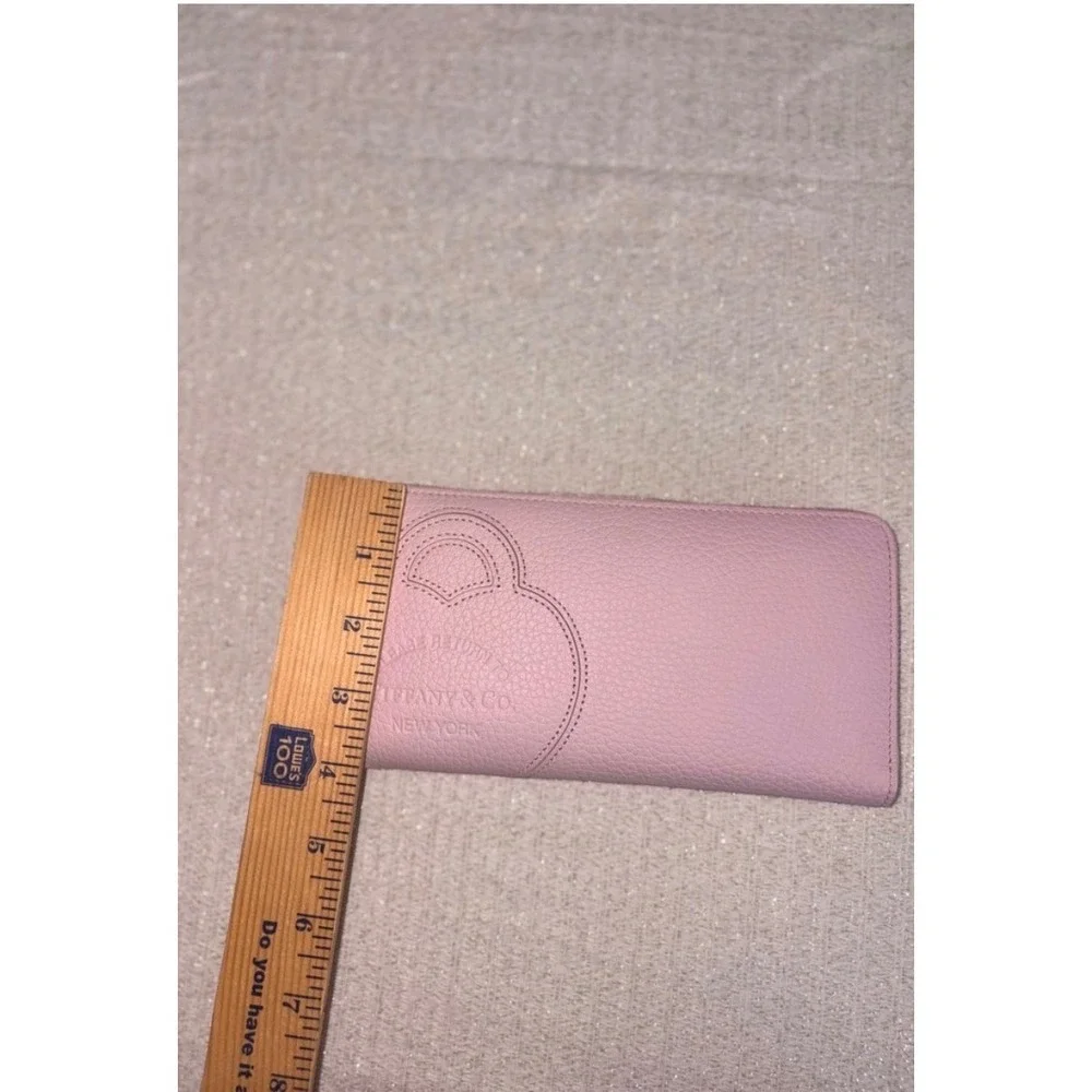 Tiffany & Co Return to Tiffany Wallet OS Pink New Pebbled Leather Zip Around